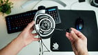 Headsets cabeados ou sem fios: qual o melhor para jogos? Headsets cabeados ou sem fios: qual o melhor para jogos?