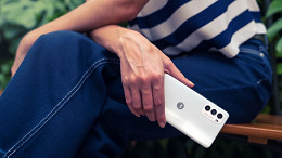 Vídeo: Motorola lança Edge 30 e Moto G82 no Brasil, confira os preços e destaques Vídeo: Motorola lança Edge 30 e Moto G82 no Brasil, confira os preços e destaques