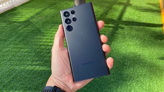 O Galaxy S22 Ultra é o celular da Samsung mais vendido no mundo, segundo pesquisa. (Fonte: Oficina da Net)