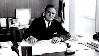 James Edwin Webb atuou como diretor de administração da NASA durante os anos 60