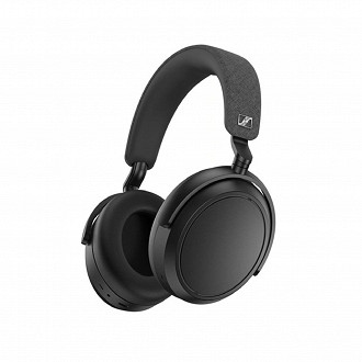 Sennheiser Momentum Bluetooth Headphone 4. Source: canadacomputers