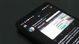 Twitter testa selo de perfis verificados através do número de telefone Twitter testa selo de perfis verificados através do número de telefone