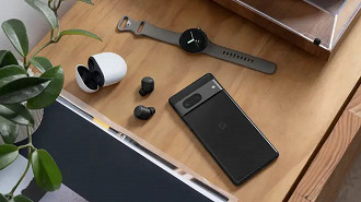 Smartphone Pixel 7, smartwatch Pixel Watch e fones de ouvido TWS Pixel Buds. Fonte: Google