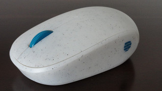 Scroll do mouse sem fio Bluetooth Microsoft Ocean Plastic. Fonte: Vitor Valeri