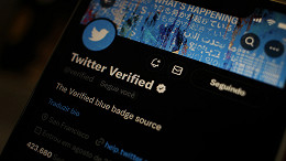 Golpistas tentam enganar usuários do Twitter que possuem contas verificadas Golpistas tentam enganar usuários do Twitter que possuem contas verificadas