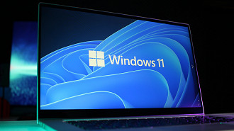 Microsoft implementa na versão de testes do WIndows 11 opções de câmera nas configurações rápidas da barra de tarefas. Fonte: Oficina da Net