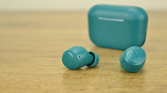 Fone in-ear Bluetooth Jlab Go Air Pop - 4 fones in-ear até R$ 100 para comprar na Black Friday de 2022. Fonte: bgr