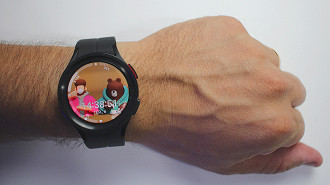 O smartwatch da Samsung é cheio de estilo