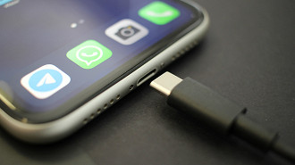 União Europeia decide a data limite exata para a Apple migrar para o USB-C no iPhone. Fonte: Oficina da Net