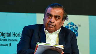 Mukesh Ambani é o décimo homem mais rico do mundo.