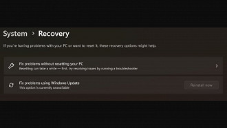 Captura de tela da página dedicada a reinstalação do sistema operacional e correção de atualizações usando o Windows Update.