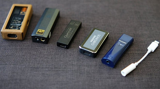 DAC/amps USB Bluetooth portáteis. Fonte: headphones.com
