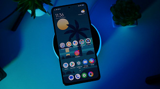 Belo display, belo design, belíssimo celular para 2023 é o Poco F4