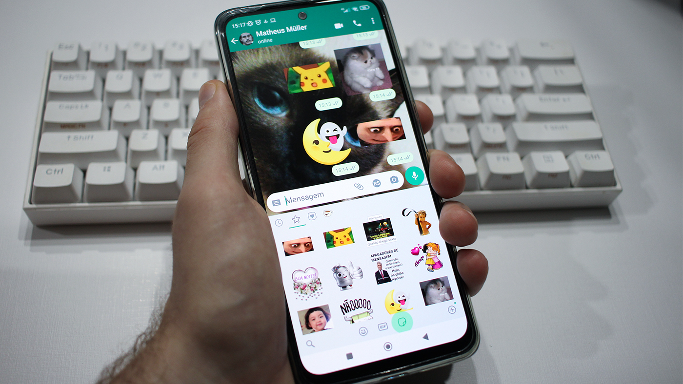 Como mandar GIFs e figurinhas no WhatsApp Web ou Desktop – Tecnoblog