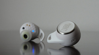 Fone de ouvido in-ear Bluetooth TWS JBL Reflect Aero. Fonte: Vitor Valeri