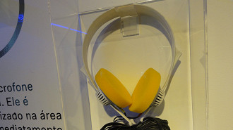 Primeiro headphone aberto (open-back) Sennheiser HD414 no Sennheiser Experience em São Paulo. Fonte: Vitor Valeri