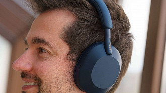 Cor Midnight Blue é a nova opção de venda do headphone Bluetooth com ANC Sony WH-1000XM5. Fonte: GSMArena