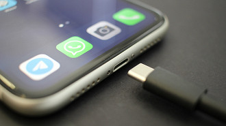 A Apple vai limitar o uso de cabos USB-C em seus novos iPhones