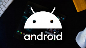 O Galaxy M54 5G vem de fábrica no Android 13 e pode chegar até o Android 17