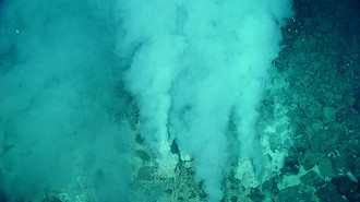 Fontes hidrotermais ajudam a equilibrar a temperatura no fundo dos oceanos
