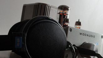 Amplificador valvulado OTL Woo Audio WA3 e headphone over-ear open-back (aberto) Sennheiser HD600. Fonte: Vitor Valeri