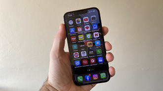 O iPhone 13 Pro tem tela Retina