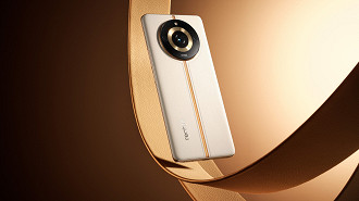 Realme 11 Pro+ em sua fabulosa cor Sunrise Beige