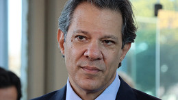 Mal entendido: Haddad não vai acabar com isenção de US$ 50 em compras da China Mal entendido: Haddad não vai acabar com isenção de US$ 50 em compras da China