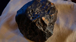 10 meteoritos que desafiaram a gravidade e caíram no Brasil na última década 10 meteoritos que desafiaram a gravidade e caíram no Brasil na última década