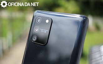 Galaxy S10 Lite fez bastante sucesso na sua época, devido ao seu poder de fogo incrível custando um valor baixo