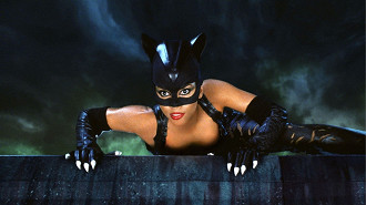 Mulher Gato (2004)