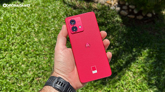 Moto G84 em mãos