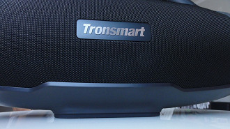 Base emborrachada da caixa de som Bluetooth Tronsmart Bang Max. Fonte: Vitor Valeri