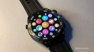 Tela AMOLED de altíssima qualidade, menu de Apple Watch e muitos mais. Foto: Adalton Bonaventura/Oficina da Net