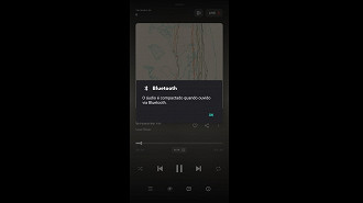 Captura de tela do aviso no app Tidal para Android falando sobre a compactação do áudio ao transmitir a música via Bluetooth. Fonte: Vitor Valeri
