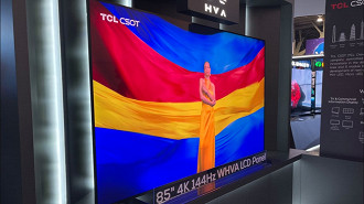 Novo display LCD WHVA da TCL promete ângulos de visão mais amplos. Fonte: FlatpanelsHD