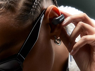 Fones de ouvido Bluetooth TWS Bose Ultra Open Earbuds. Fonte: Bose
