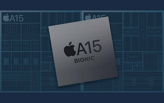 O A15 Bionic é o presente nos 2 modelos mais recentes, sendo a versão presente no 14 contendo 1 núcleo a mais de GPU