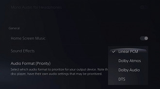 Trocando o formato de áudio para PCM Linear no PS5 para diminuir a latência (delay). Fonte: YouTube (canal Hardware Canucks)
