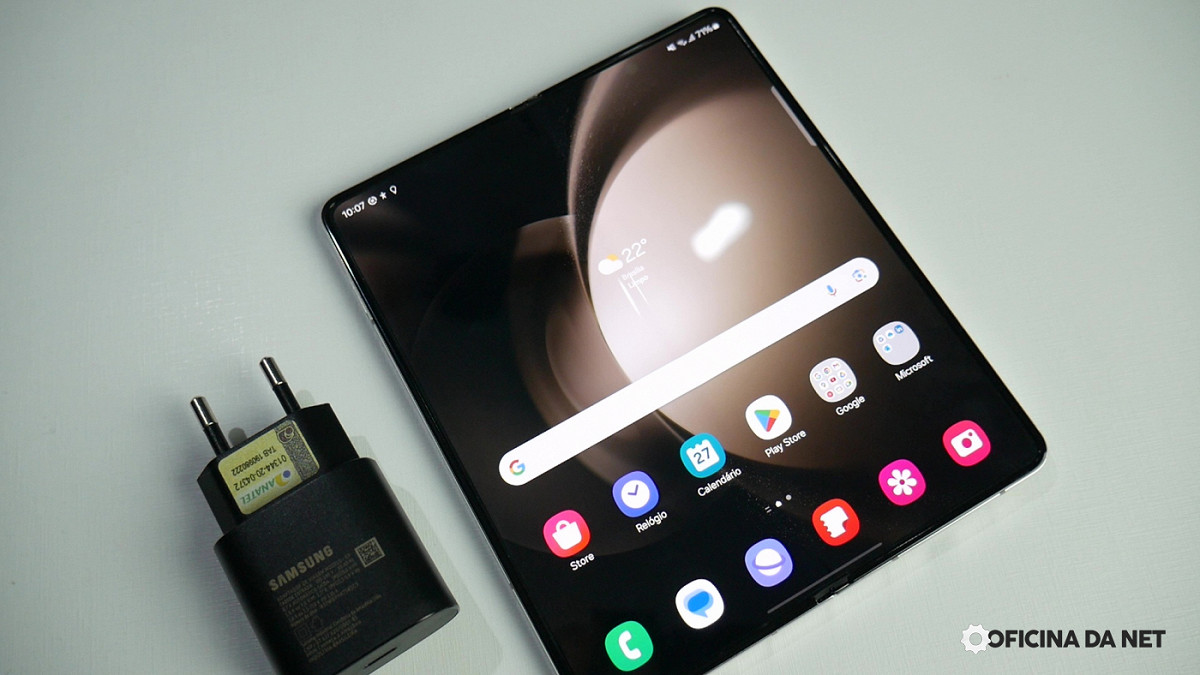 Galaxy Z Fold 6 e Flip 6 recebem primeira versão beta do One UI 7. Imagem: Oficina da Net