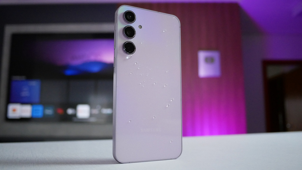 Galaxy A55 está próximo de receber a One UI 7 beta