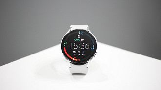 Galaxy Watch 6 deve receber a One UI 8 Watch. Imagem: Oficina da Net