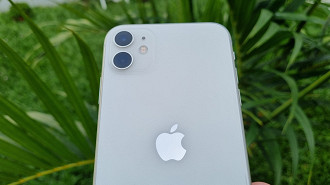 O iPhone 11, de 2019, ainda funciona com o WhatsApp e é um dos modelos mais baratos hoje em dia. Fonte: Oficina da Net; Fotógrafo: Nicolas Muller O iPhone 11, de 2019, ainda funciona com o WhatsApp e é um dos modelos mais baratos hoje em dia. Fonte: Oficina da Net; Fotógrafo: Nicolas Muller
