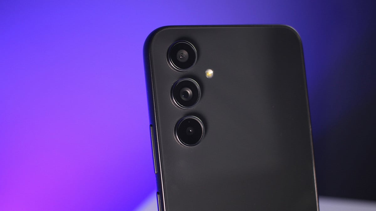 Galaxy A54 começa a receber One UI 7.0 com Android 15. Imagem: Oficina da Net