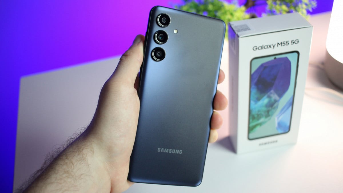 Galaxy M55 começa a receber One UI 7.0 com Android 15. Imagem: Oficina da Net