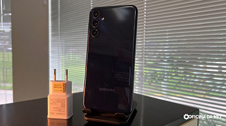 Galaxy M34 recebendo a One UI 7 com Android 15 Galaxy M34 recebendo a One UI 7 com Android 15