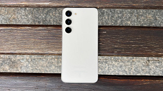 Linha Galaxy S23 recebendo patch de maio na Índia