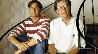 Gates com Steve Jobs, ainda jovens Gates com Steve Jobs, ainda jovens