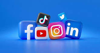 Redes sociais podem consumir muita bateria (Imagem: Mariia Shalabaieva/Unsplash) Redes sociais podem consumir muita bateria (Imagem: Mariia Shalabaieva/Unsplash)