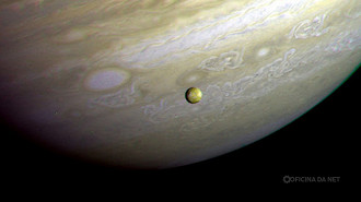 Voyager 2 faz histórico sobrevoo em Júpiter. Imagem: NASA/Reprodução Voyager 2 faz histórico sobrevoo em Júpiter. Imagem: NASA/Reprodução
